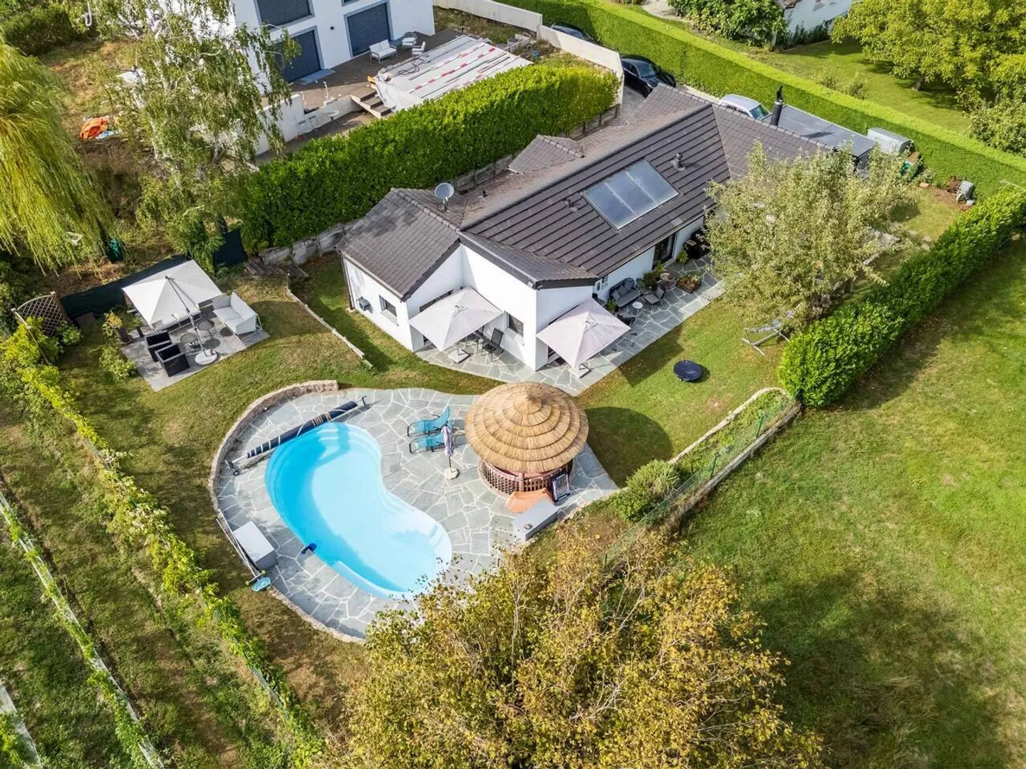 Sehr schöne Familienvilla in Terre-Sainte - Foto 11 von 12
