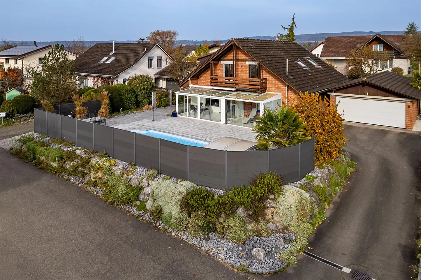 Casa familiare confortevole con piscina all'aperto - Foto 12 di 13