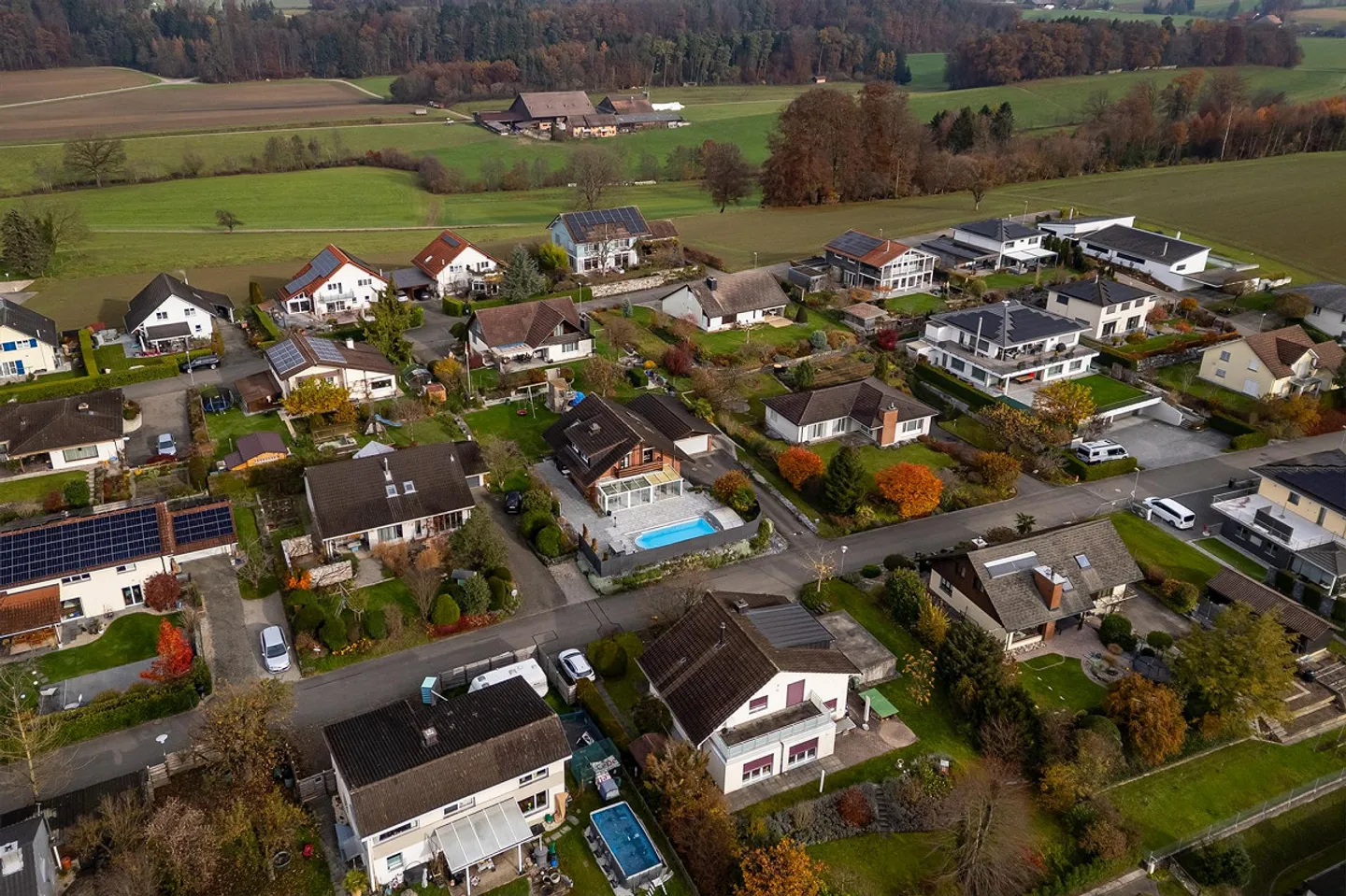 Casa familiare confortevole con piscina all'aperto - Foto 13 di 13