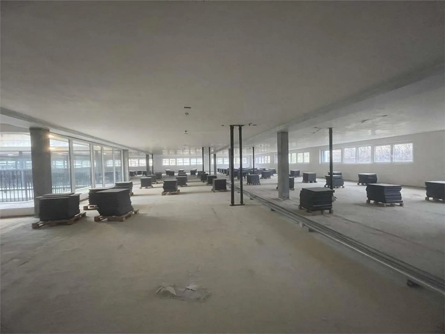 For Rent - New Administrative Space in Vezia - Photo 5 of 12