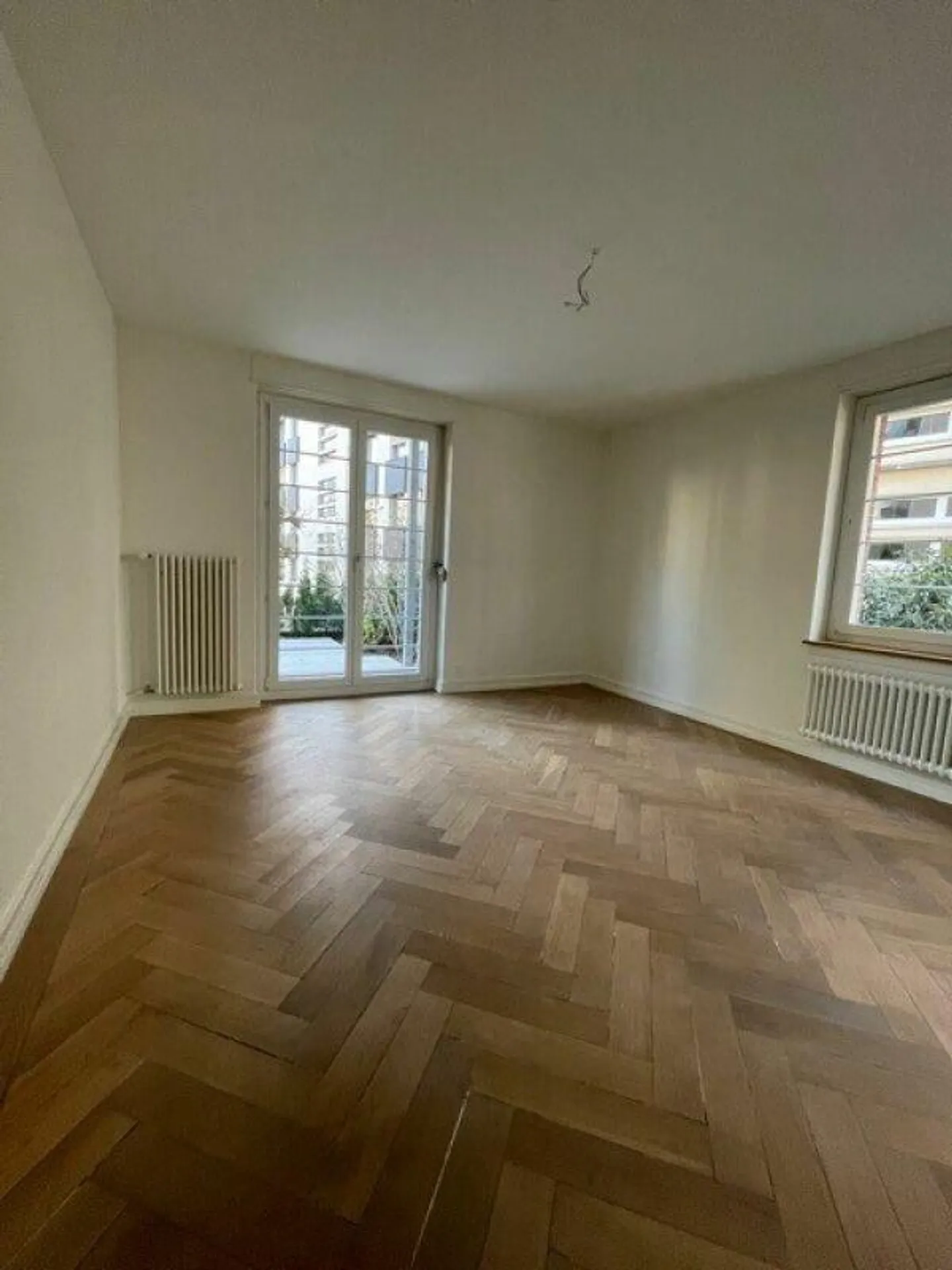 Single apartment in a historic building jewel in Seefeld with garden seating area - Photo 4 of 7