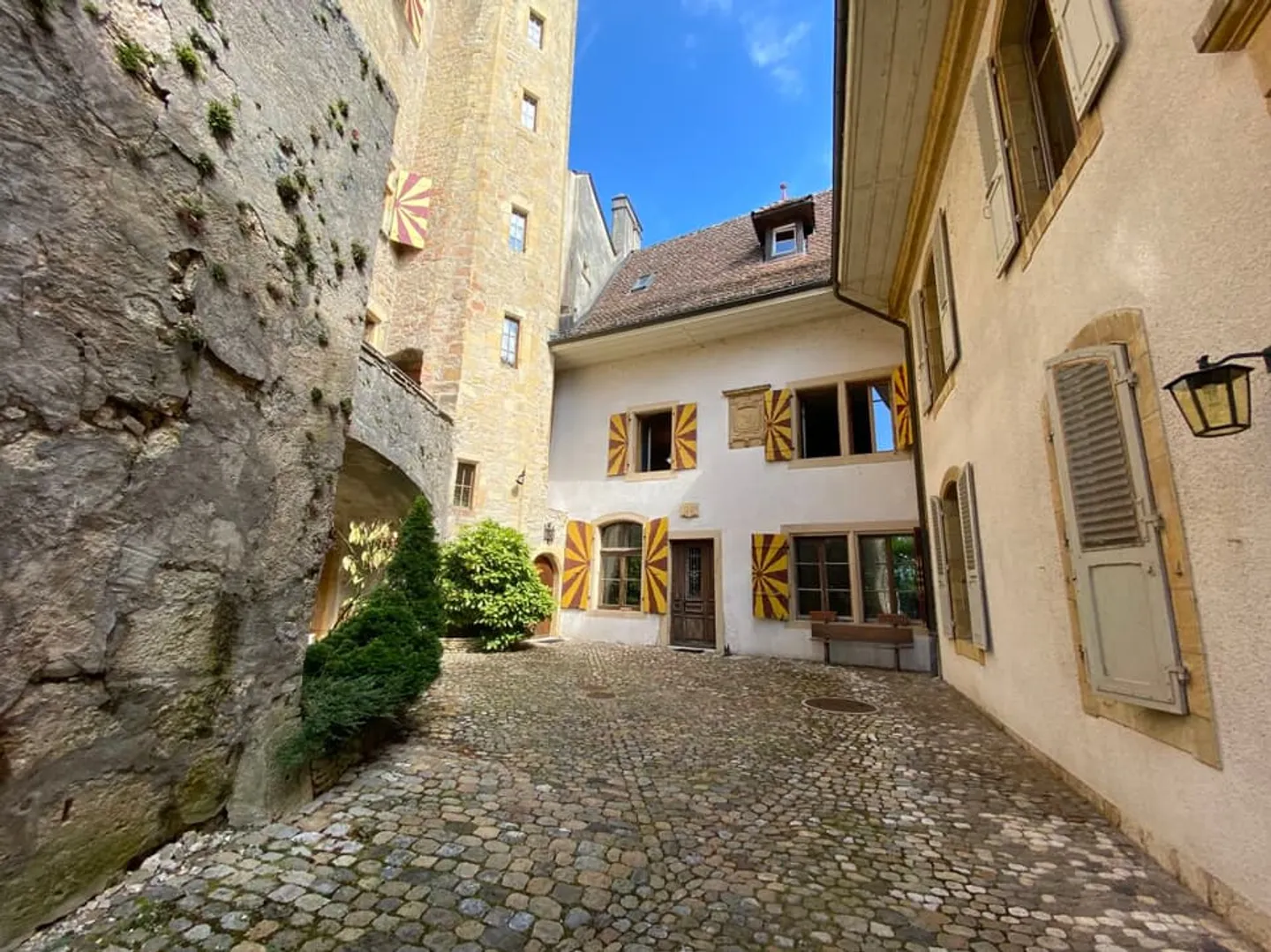 Appartamento 2.5p nel cuore del donjon / Vaumarcus - Foto 1 di 7