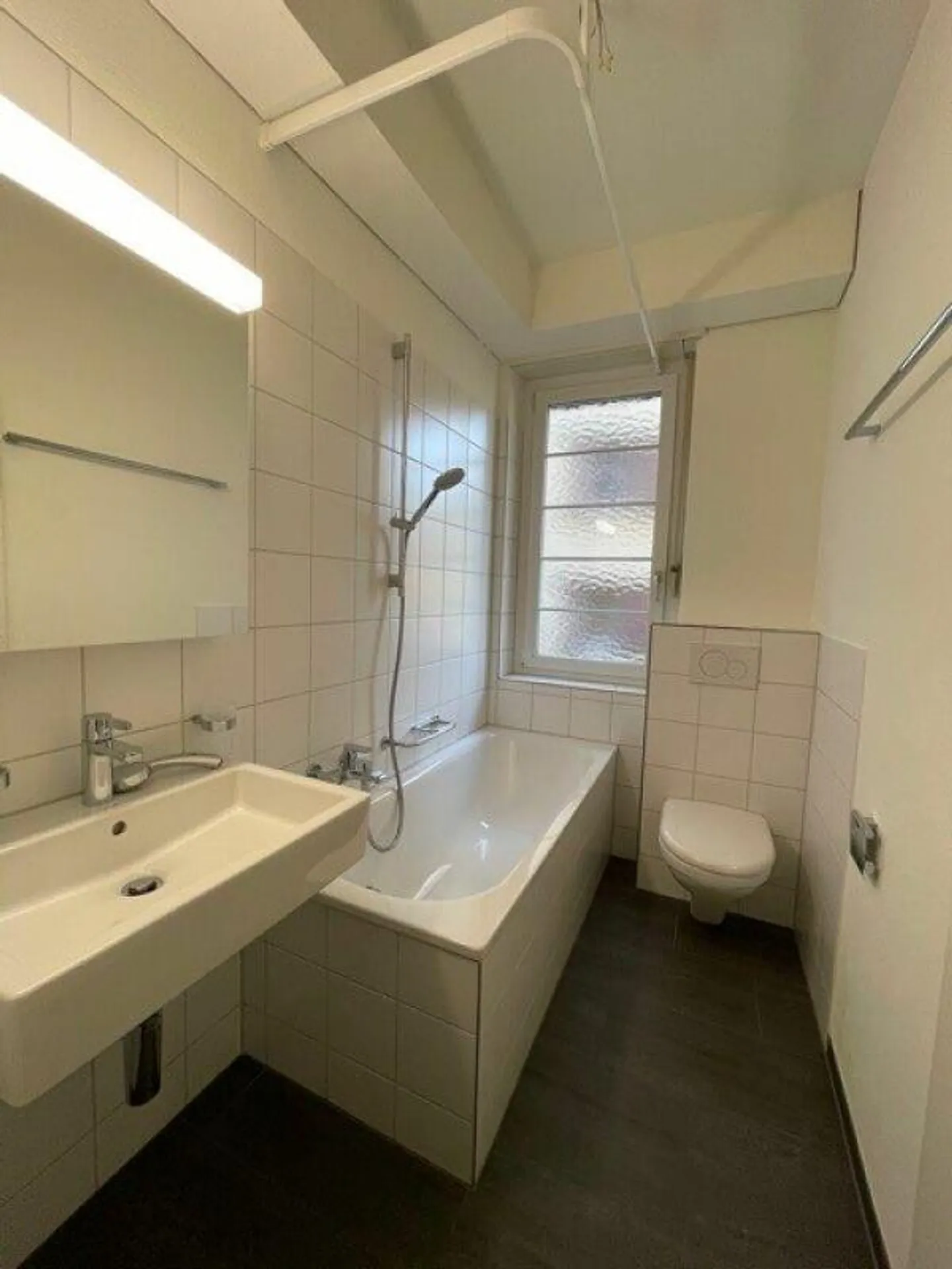 Single apartment in a historic building jewel in Seefeld with garden seating area - Photo 5 of 7