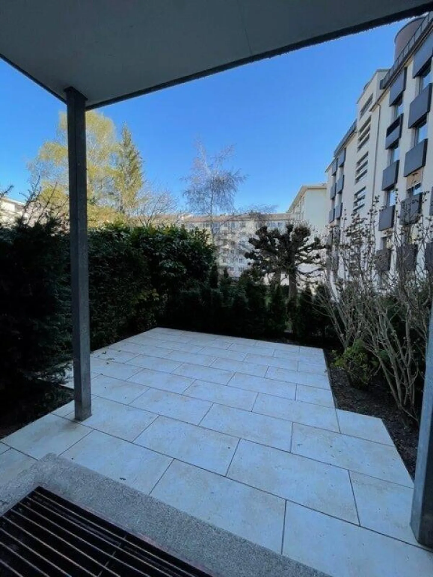 Single apartment in a historic building jewel in Seefeld with garden seating area - Photo 6 of 7