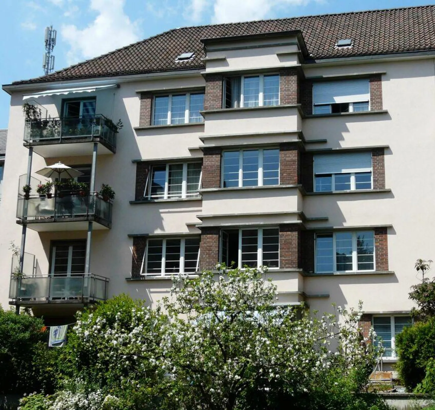 Single apartment in a historic building jewel in Seefeld with garden seating area - Photo 7 of 7