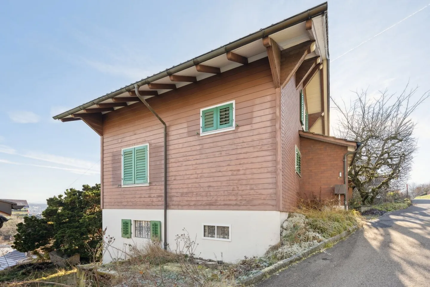 Einfamilienhaus im Chalet-Stil mit Gestaltungsspielraum - Foto 1 von 7