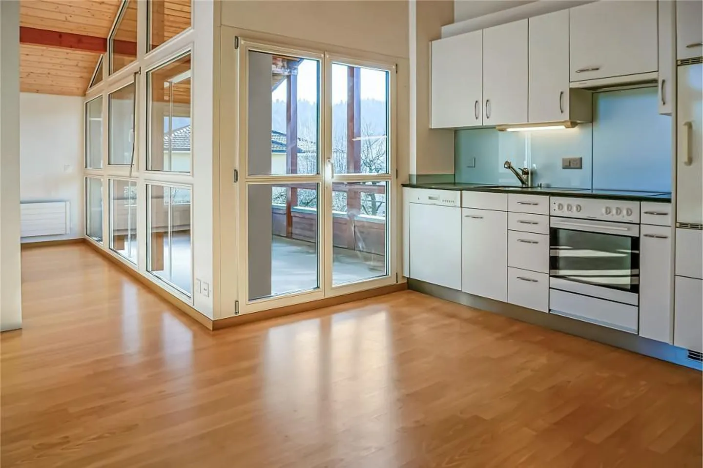 Detached single-family house with a granny flat and expansion potential - Photo 12 of 13