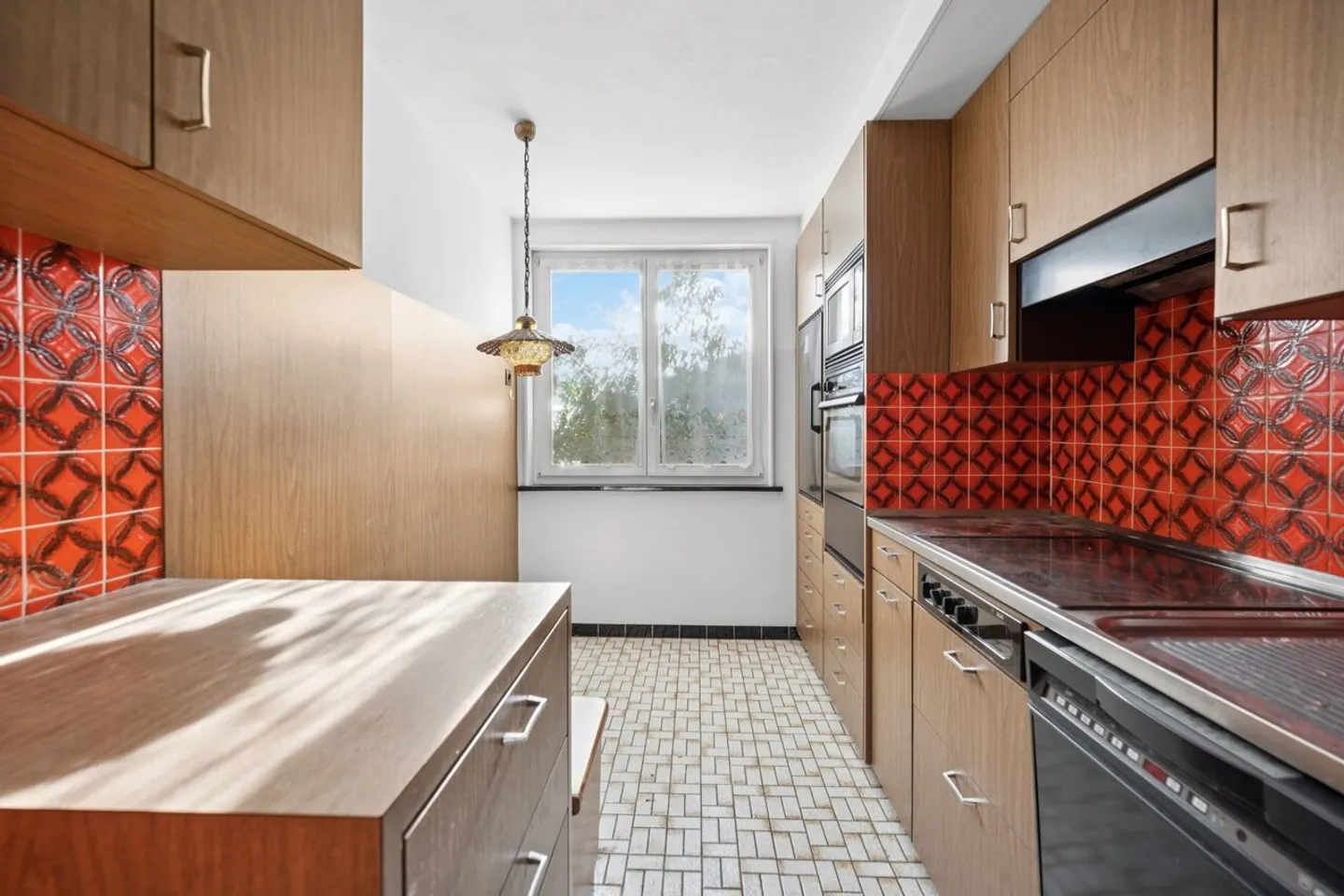 Einfamilienhaus im Chalet-Stil mit Gestaltungsspielraum - Foto 3 von 7