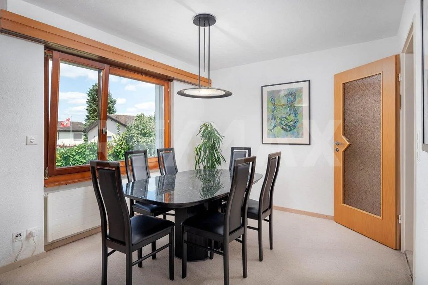 Your Charming Family Home: Timeless Elegance Meets Modernity... - Photo 6 of 13