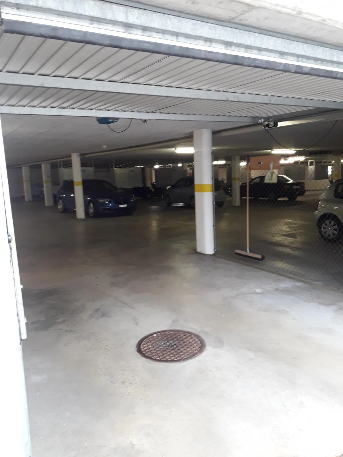 Outdoor parking space for rent - Photo 1 of 1