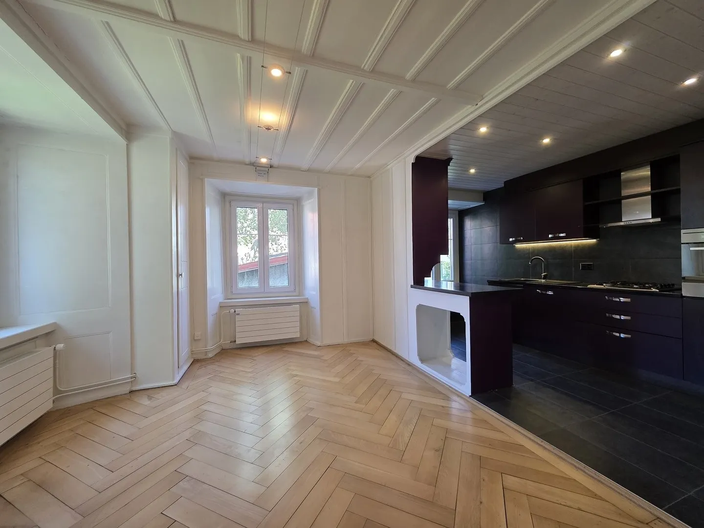 JOLI APPARTEMENT PROCHE DE TOUTE COMMODITE - Photo 1 sur 7