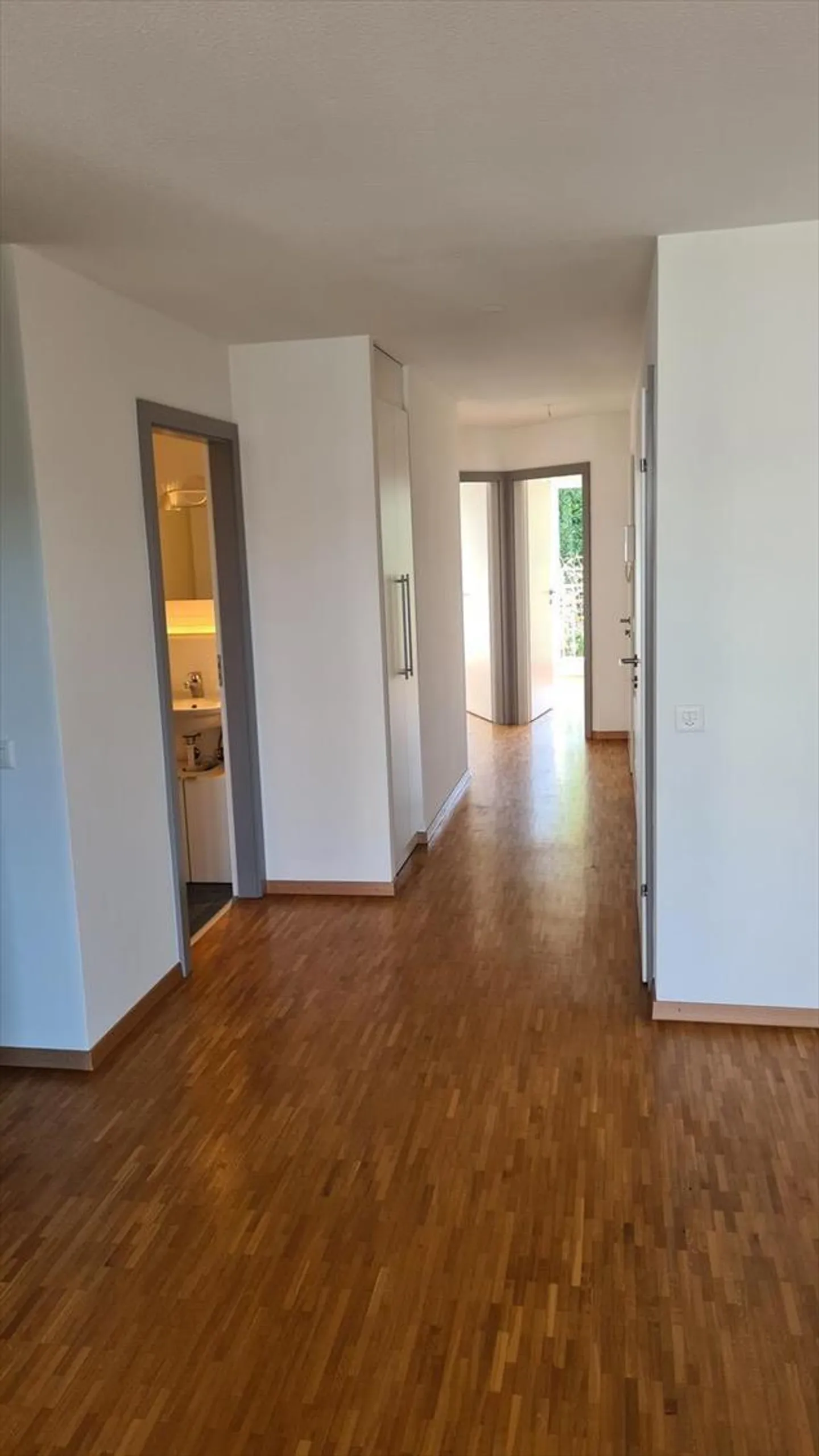 Appartamento in affitto - Foto 3 di 10