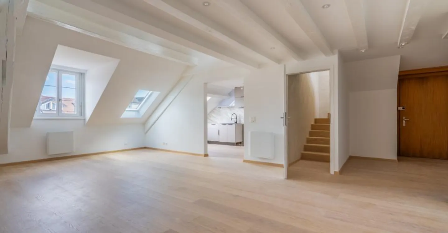 Charming Attic Apartment in Cheseaux - Photo 3 of 8