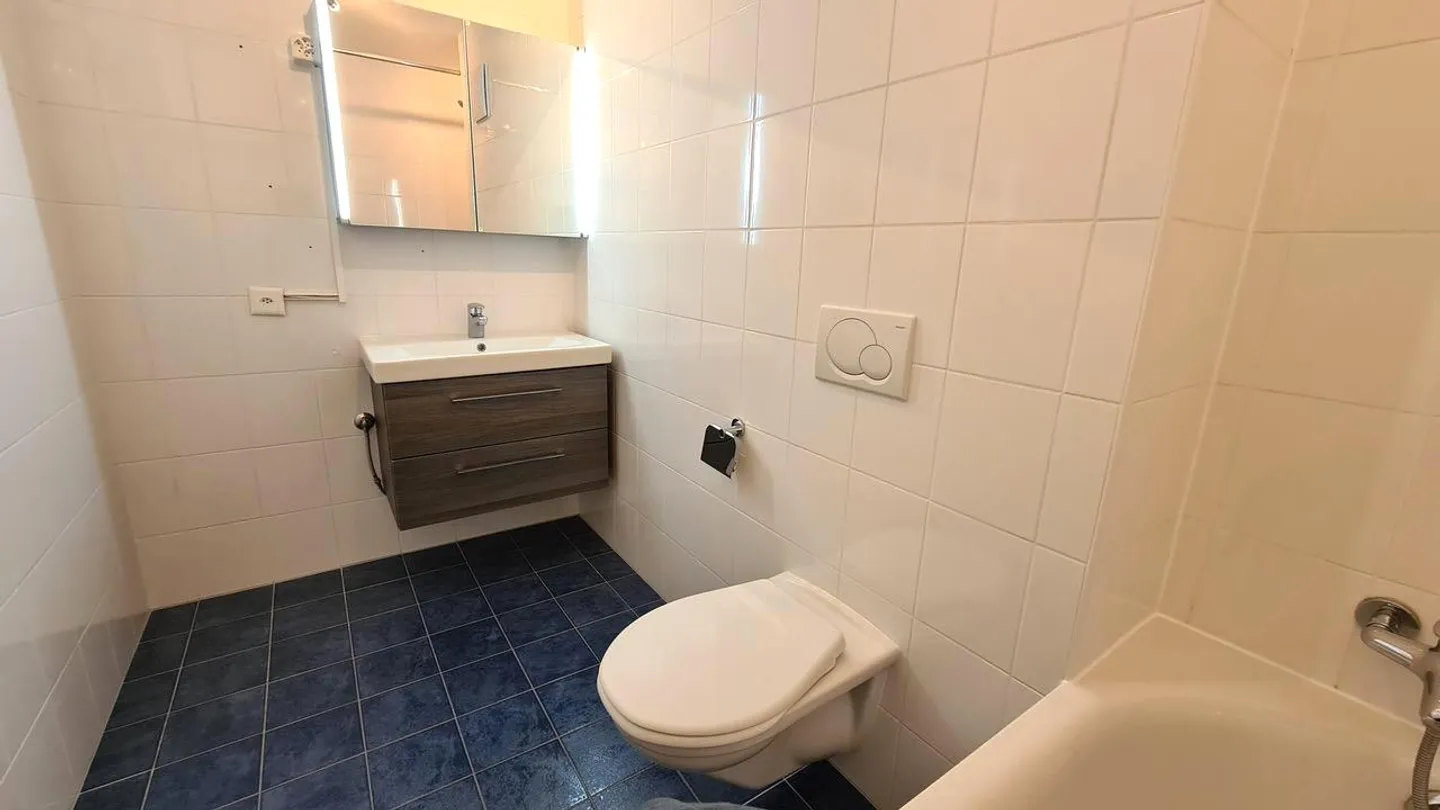 Appartamento in affitto - Foto 8 di 10