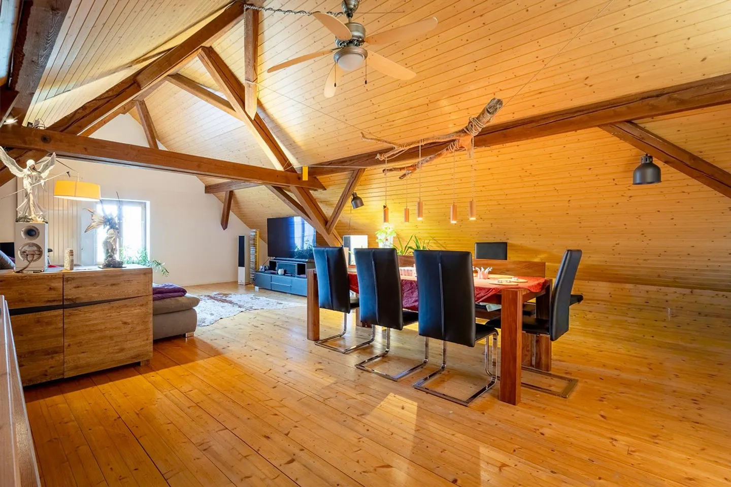 Geräumige Wohnung in grüner Umgebung - Foto 4 von 13