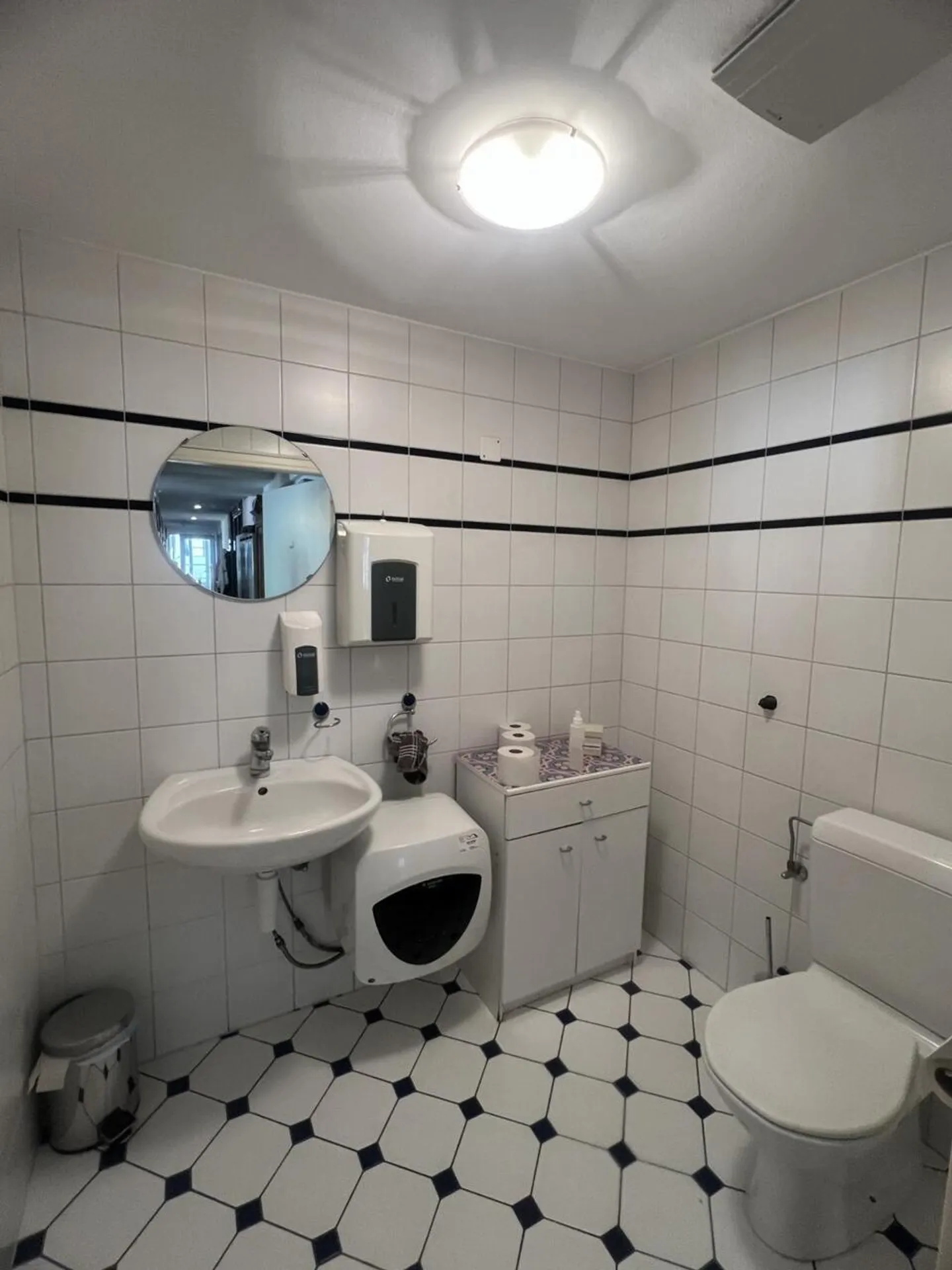 Uffici di 240 m² in centro città - Foto 9 di 10