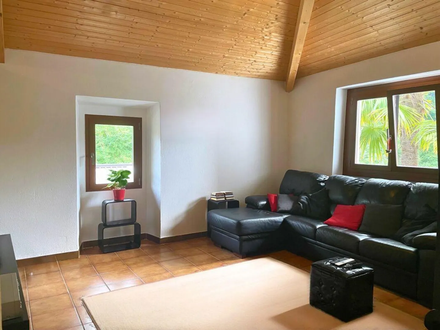 Graziosa casa unifamiliare in zona tranquilla - Foto 6 di 20