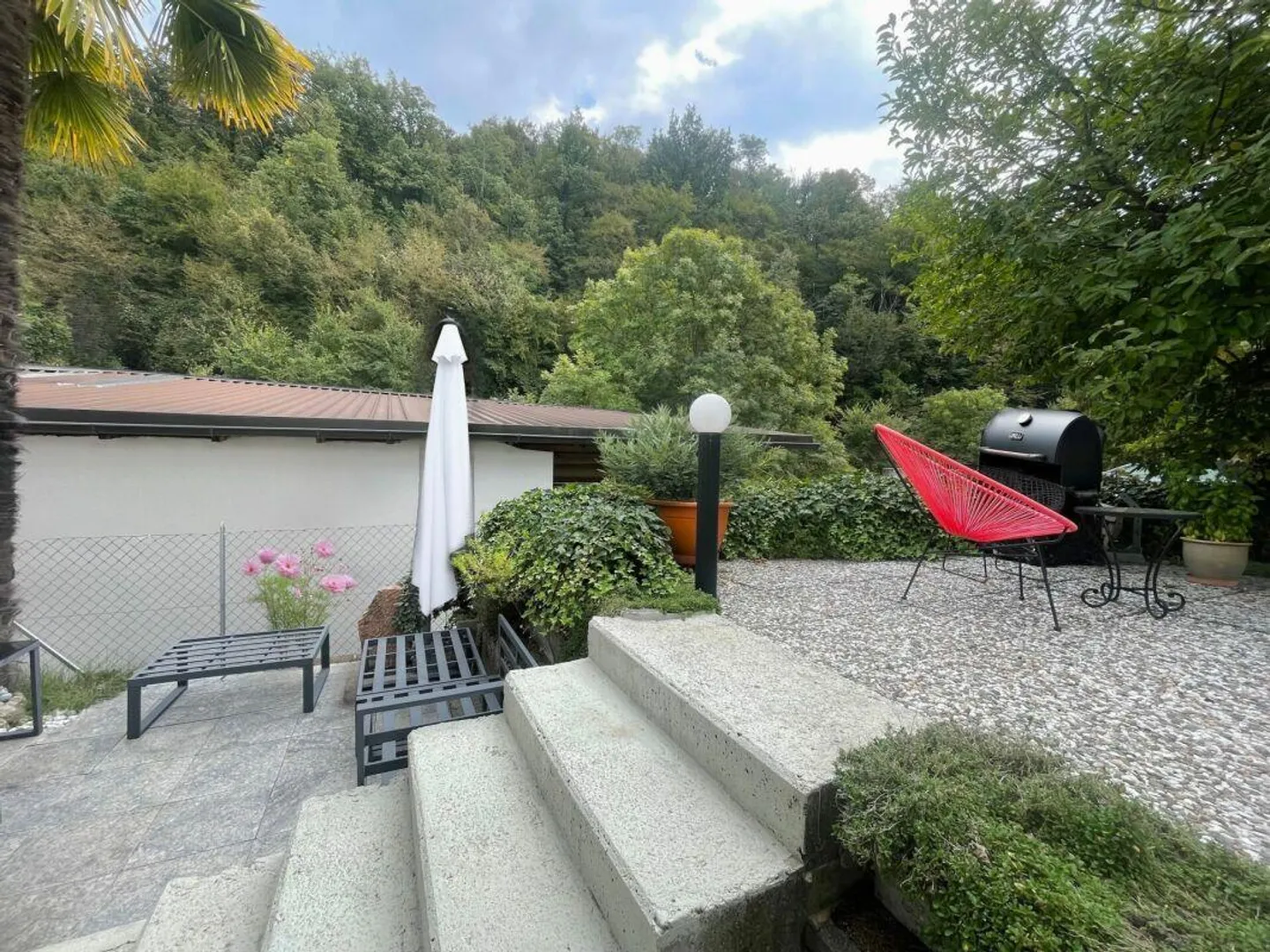 Graziosa casa unifamiliare in zona tranquilla - Foto 12 di 20