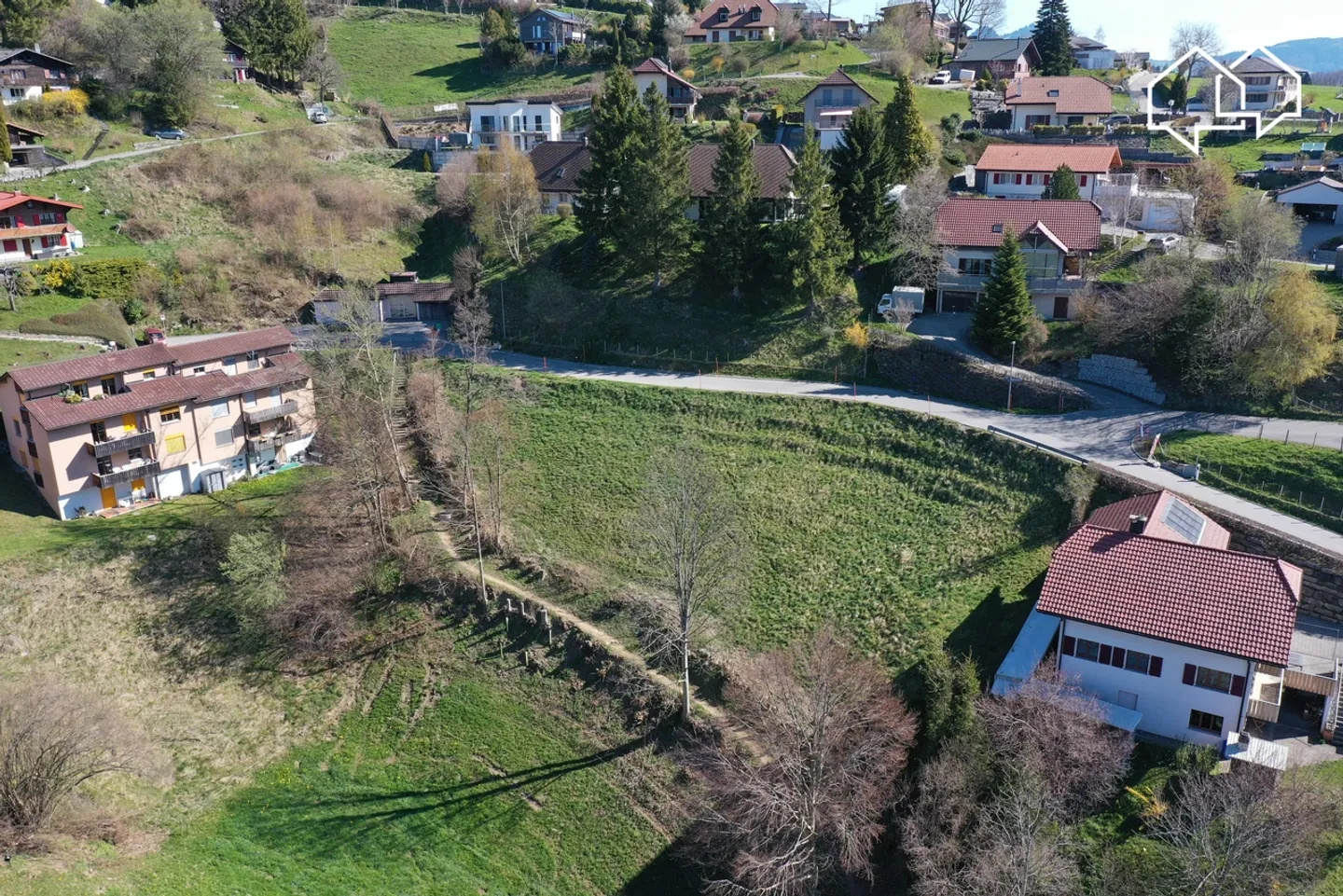 2 plots free of mandate in Plasselb - Photo 1 of 2