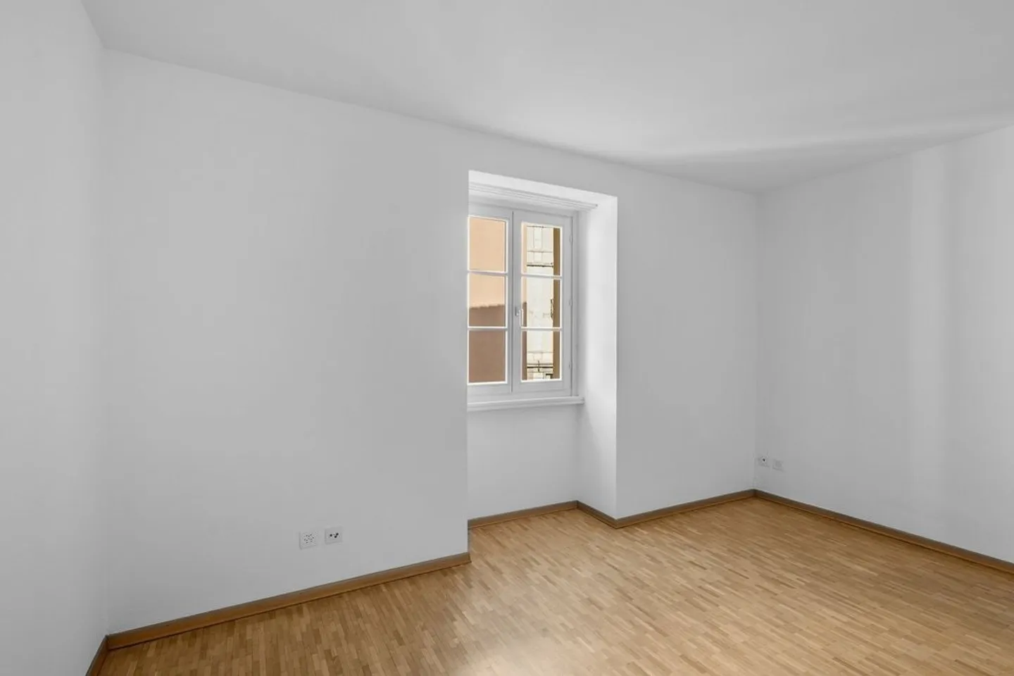 Bellinzona Centro, PRIMO MESE NETTO GRATUITO - Foto 6 di 12