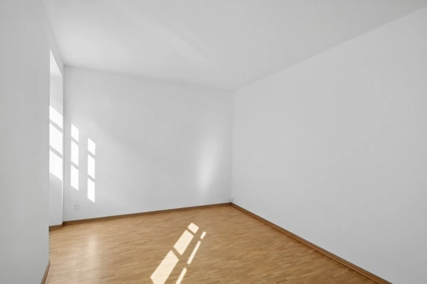 Bellinzona Centro, PRIMO MESE NETTO GRATUITO - Foto 7 di 12