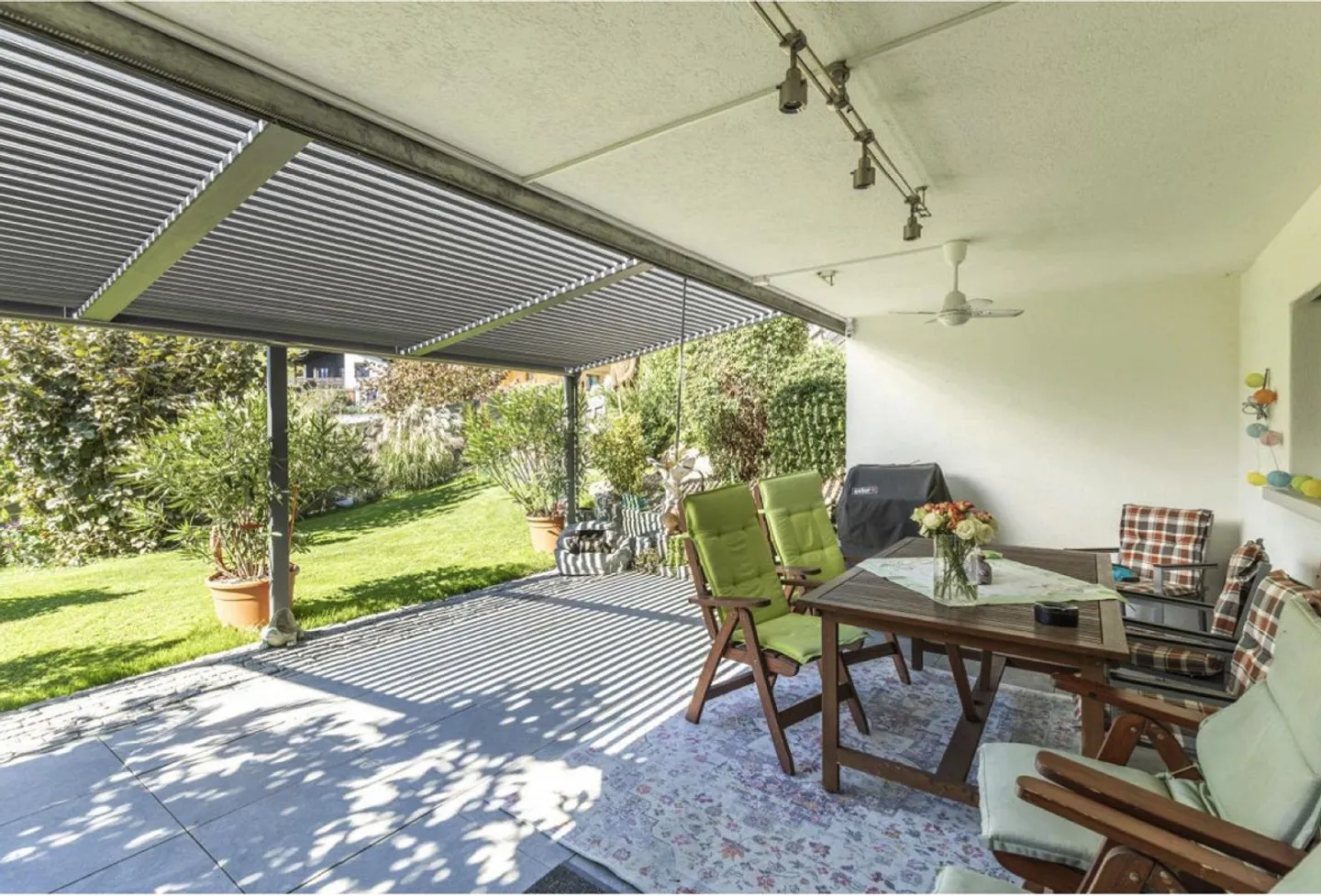 Maison moderne avec vue imprenable 6,5 pièces nouvelle cuisine - Photo 2 sur 11