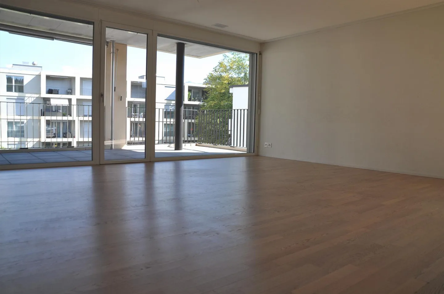 Top modern, beautiful 4.5-room apartment - Photo 2 of 9