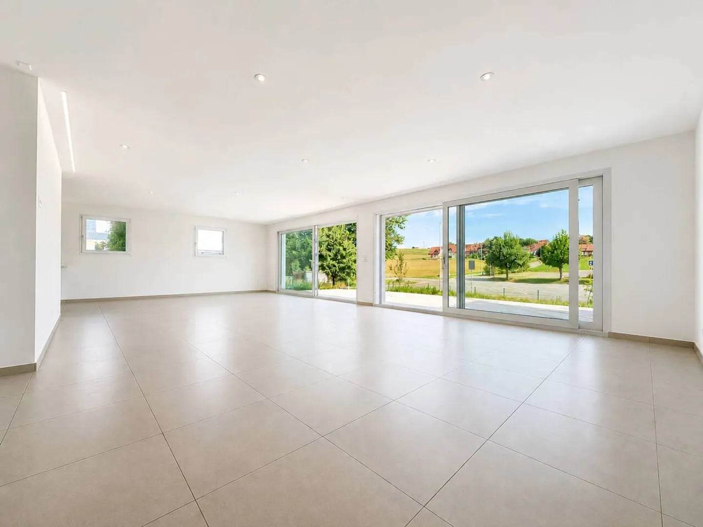 5,5-Zimmer-Villa mit Terrasse und Garten - Foto 2 von 13
