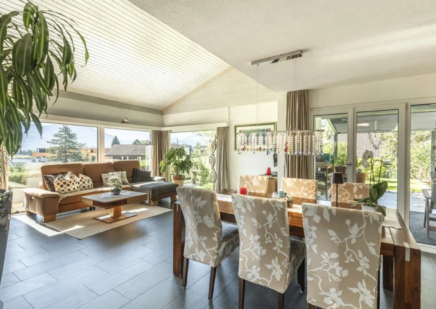 Maison moderne avec vue imprenable 6,5 pièces nouvelle cuisine - Photo 5 sur 11