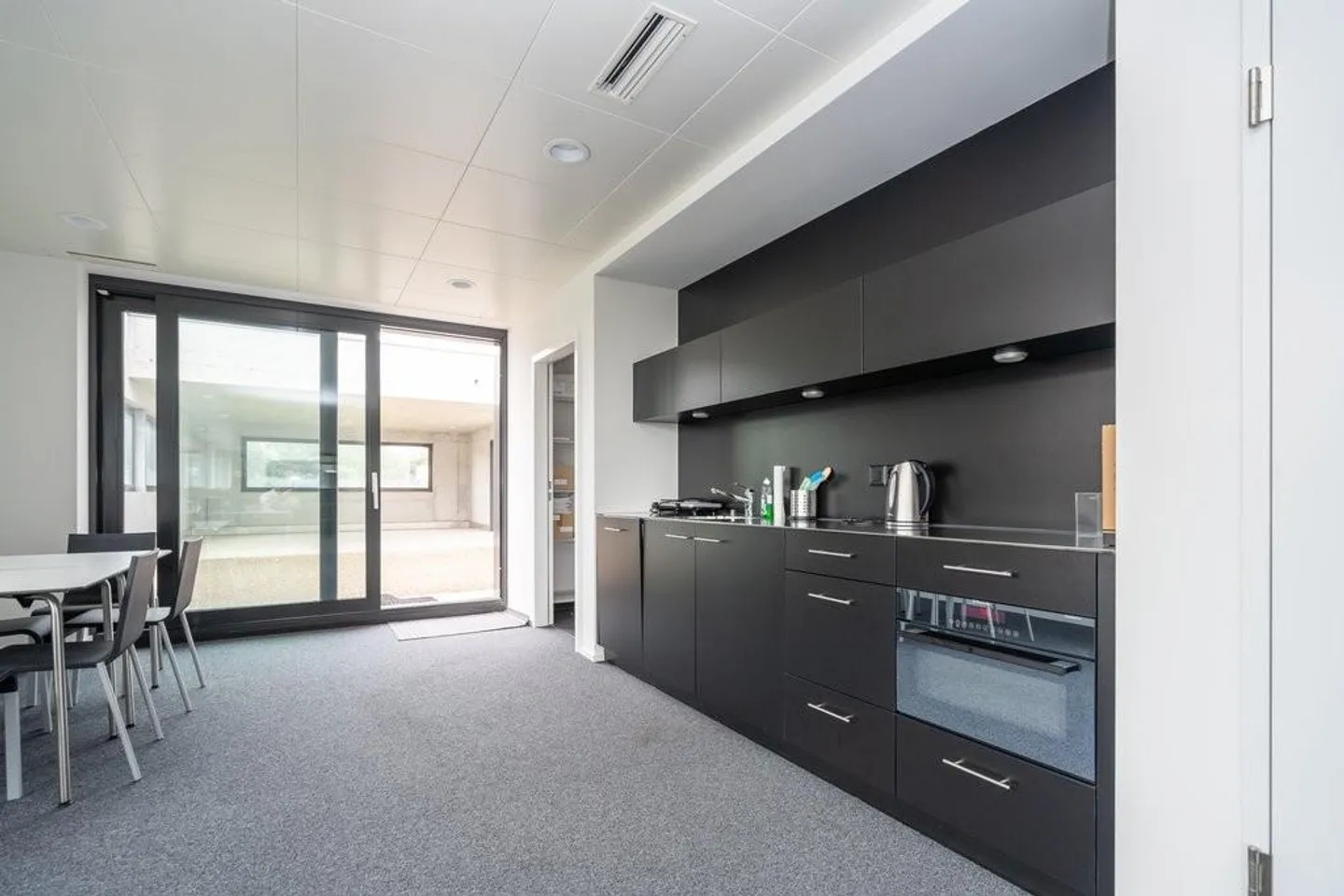 Modernes Büro in Urtenen - Foto 4 von 7