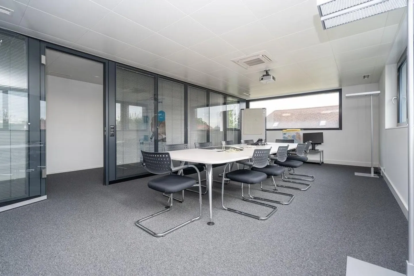 Modernes Büro in Urtenen - Foto 5 von 7