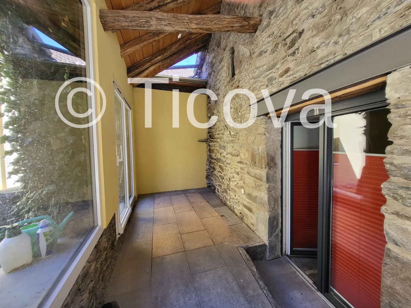 Modern Duplex Apartment in Rivera - Photo 3 of 15