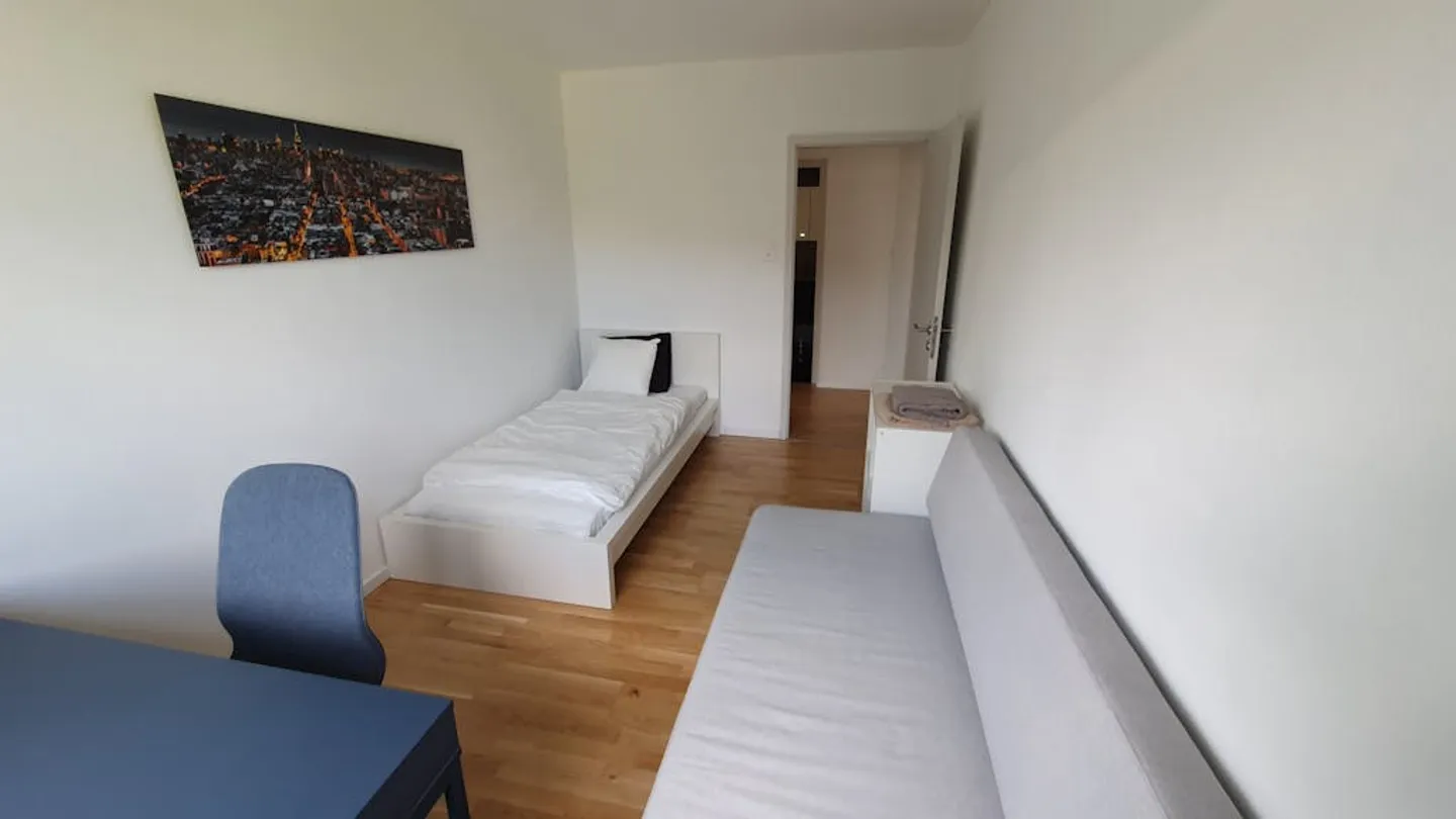 Apartment for rent - Photo 4 of 10