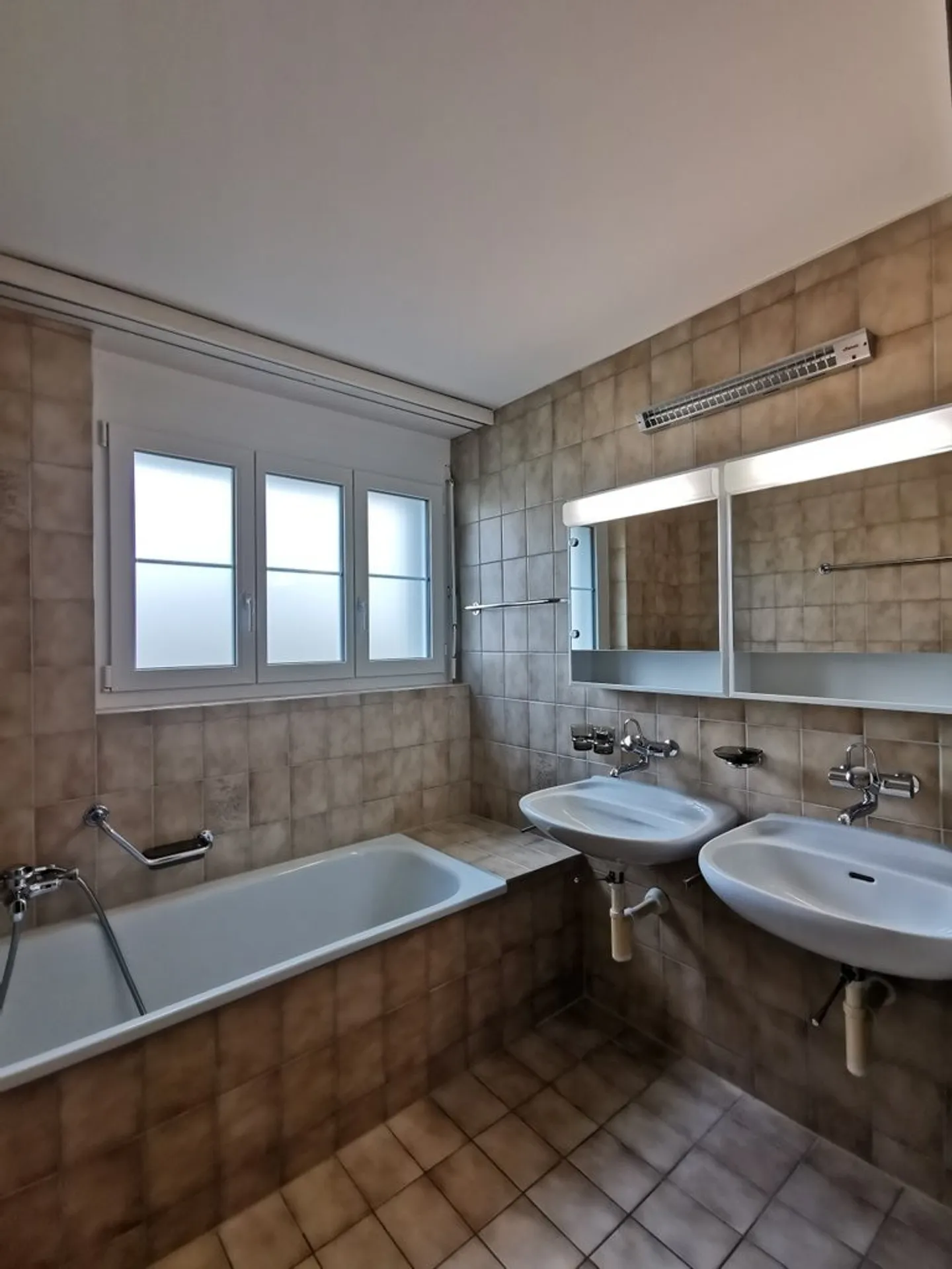 Wohnung mieten - Foto 5 von 5