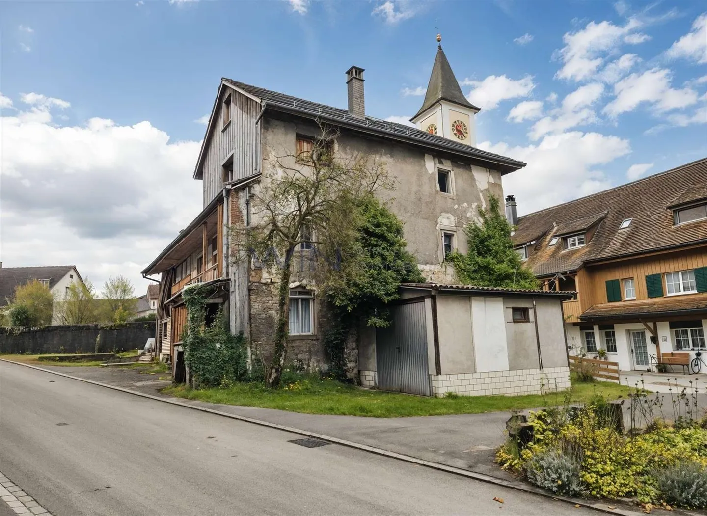 Historic Half-Timbered House - Photo 4 of 7