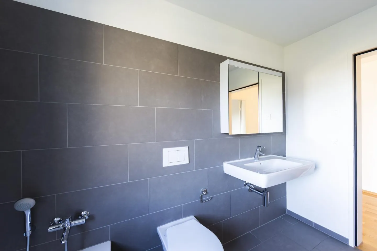 Modernes Apartment in der Natur - Foto 6 von 11