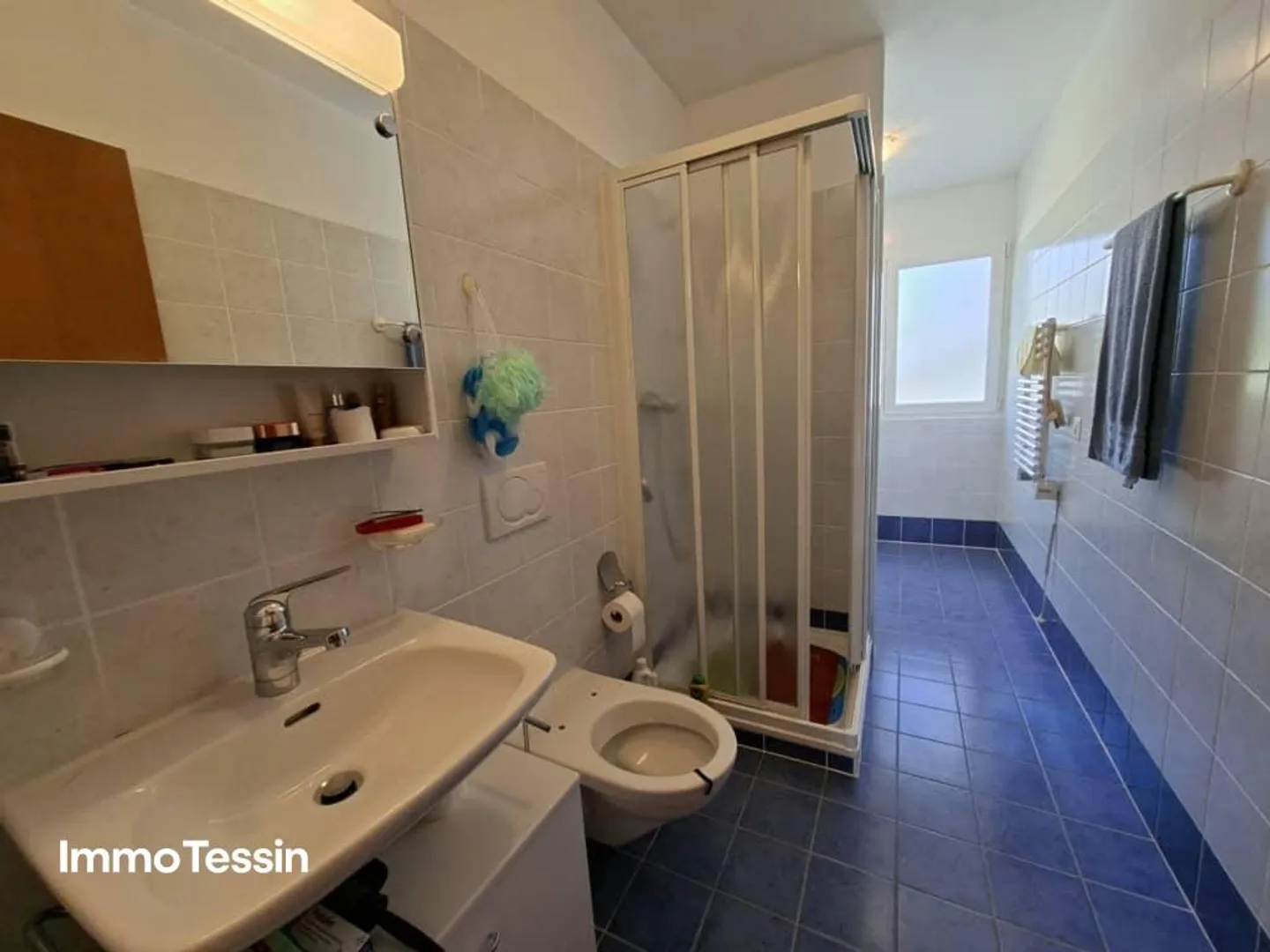 Quiet, sunny and very well-kept apartment with terrace and beautiful views - Photo 13 of 13