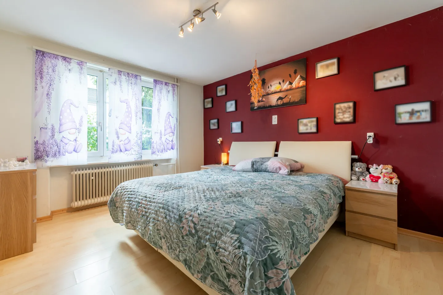 Ampia casa bifamiliare con giardino idilliaco - Foto 6 di 10