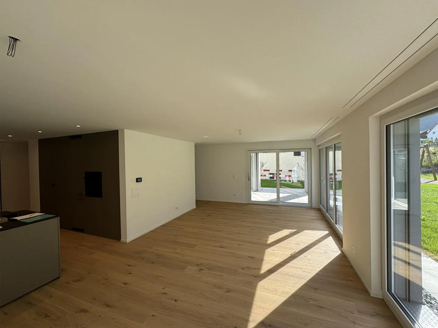 Neubau / 4.5-Zi.-Wohnung Erdgeschoss - Foto 3 von 17
