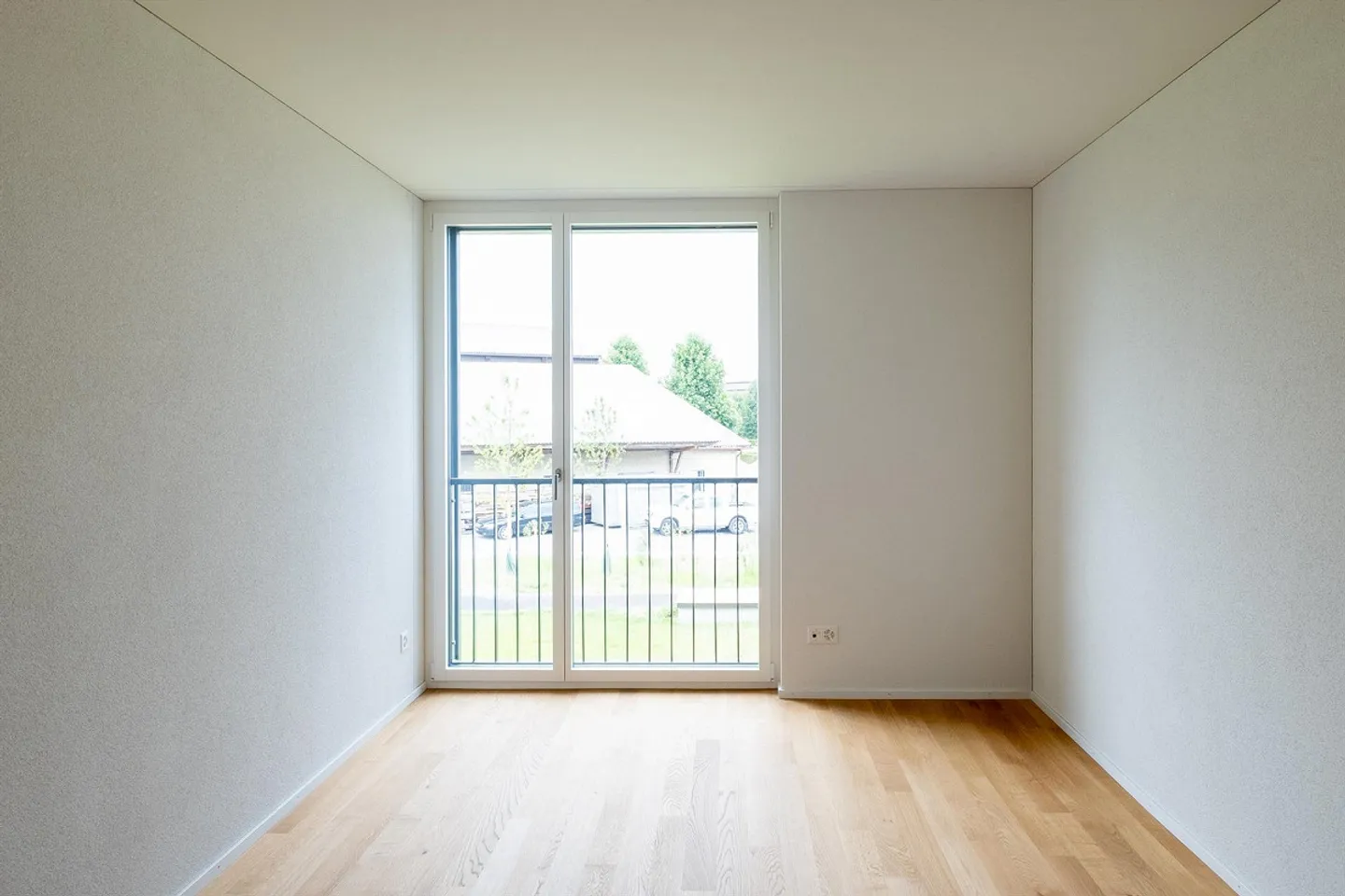 Grünmatt Emmen - nearly new 4.5-room apartment for rent - Photo 9 of 16