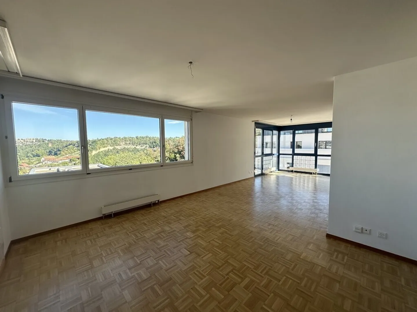 To seize! Magnificent accommodation ideally located in Fribourg! - Photo 3 of 11
