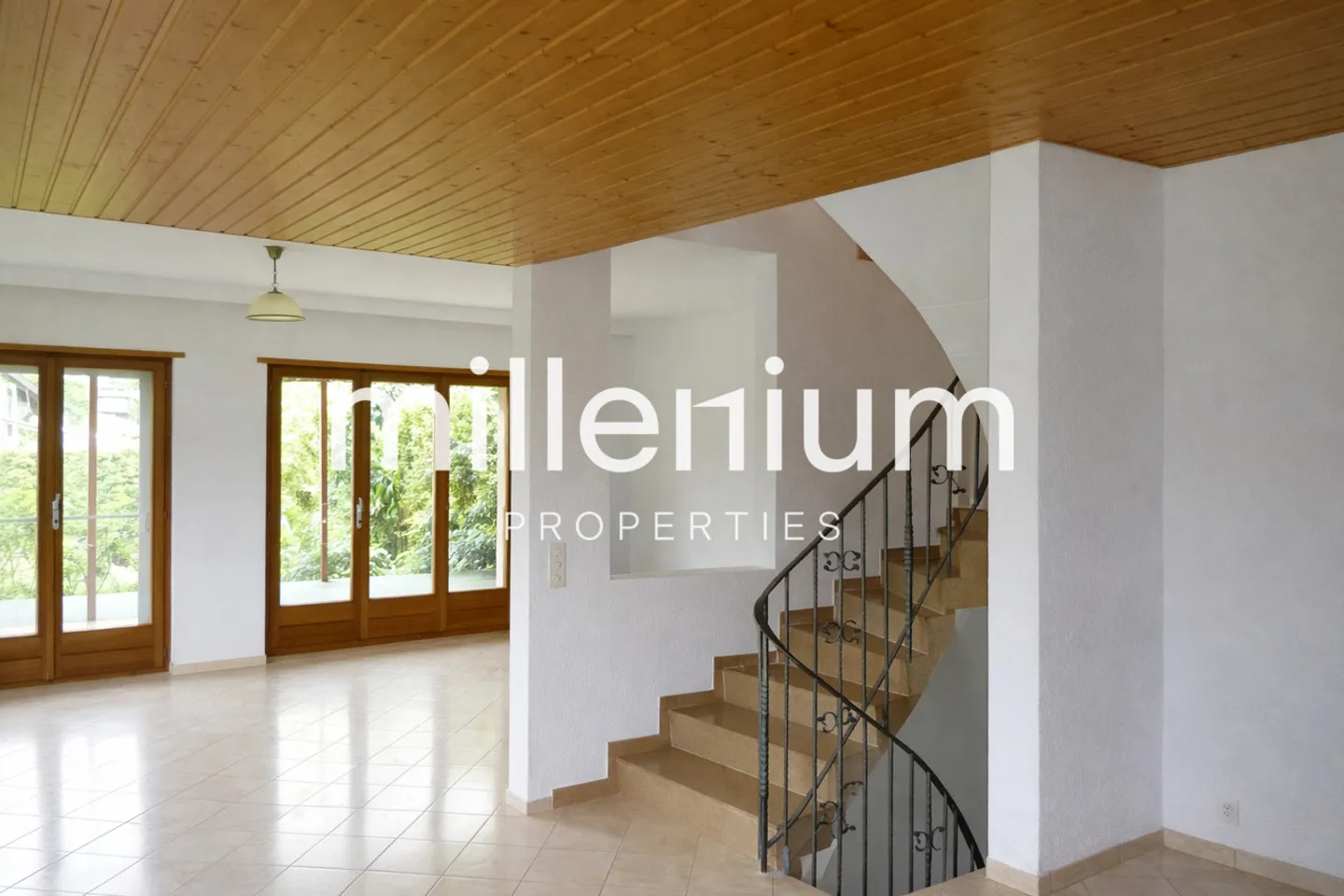 Charming family home in the heart of Mies - Photo 3 of 14