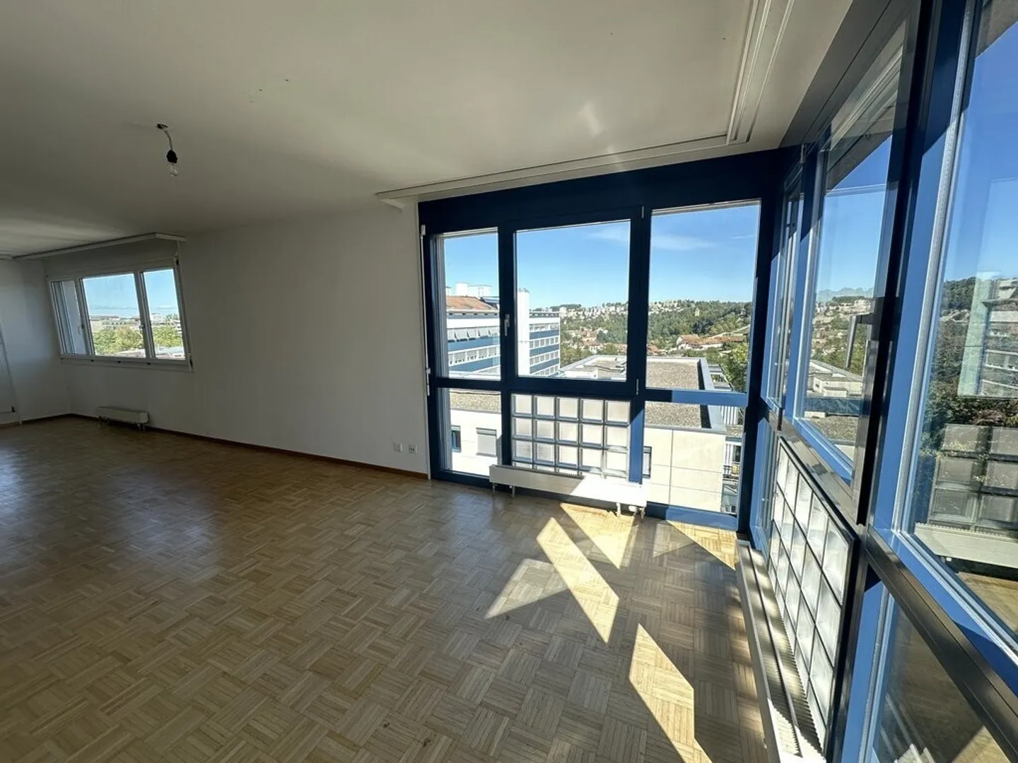 To seize! Magnificent accommodation ideally located in Fribourg! - Photo 5 of 11