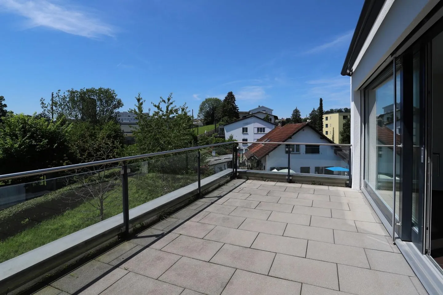 «Exklusive Dachwohnung mit 2 Terrassen an top Lage» - Foto 1 von 12