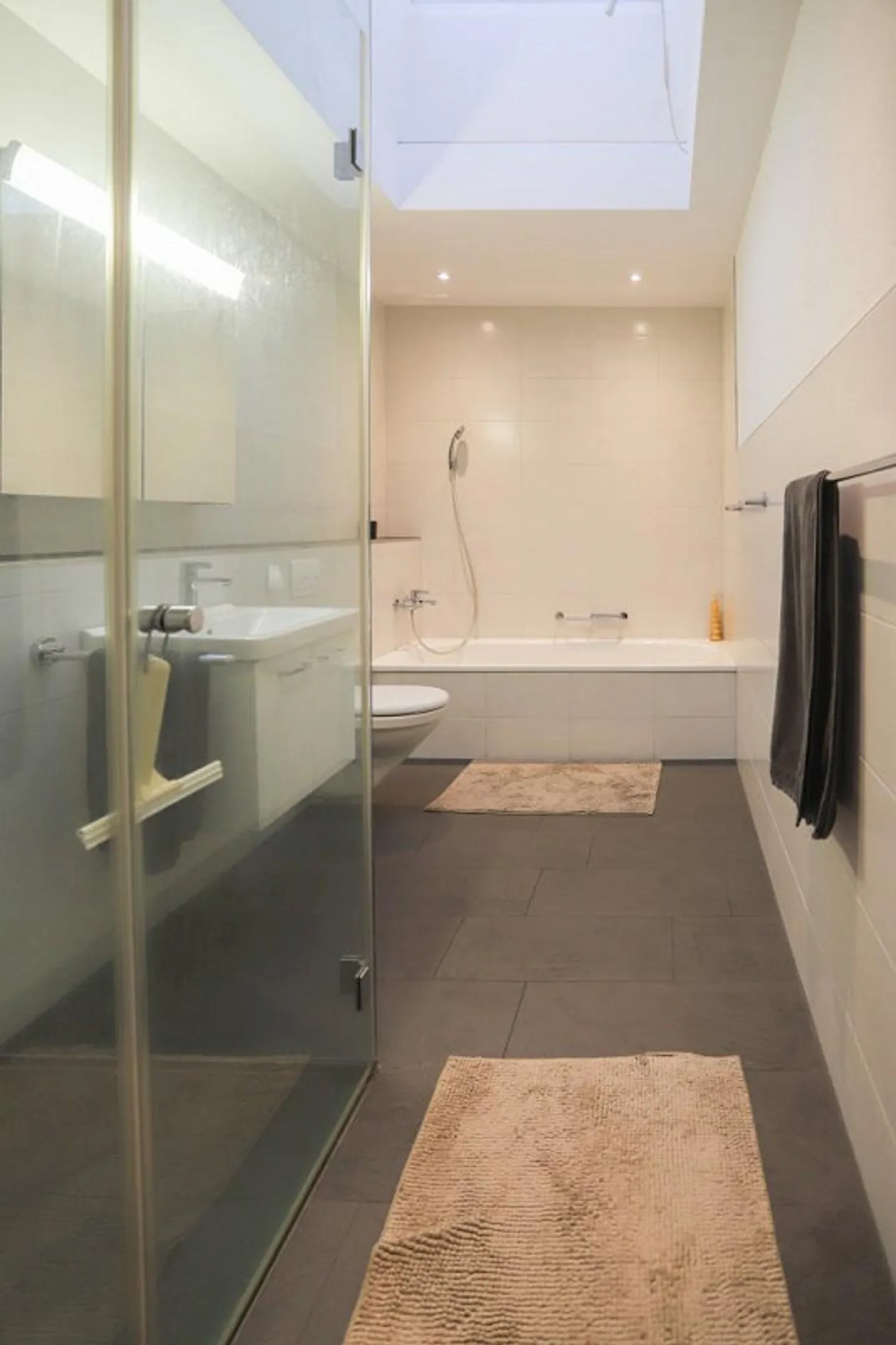 «Exklusive Dachwohnung mit 2 Terrassen an top Lage» - Foto 11 von 12