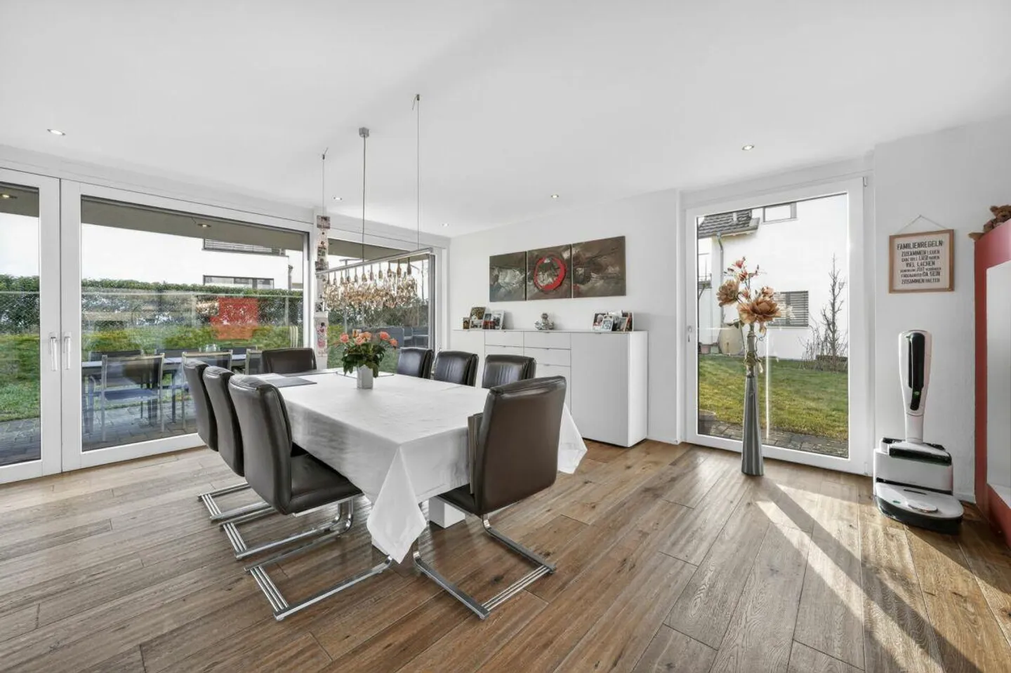 Arrive, breathe, feel at home - Living with comfort, view un... - Photo 4 of 30