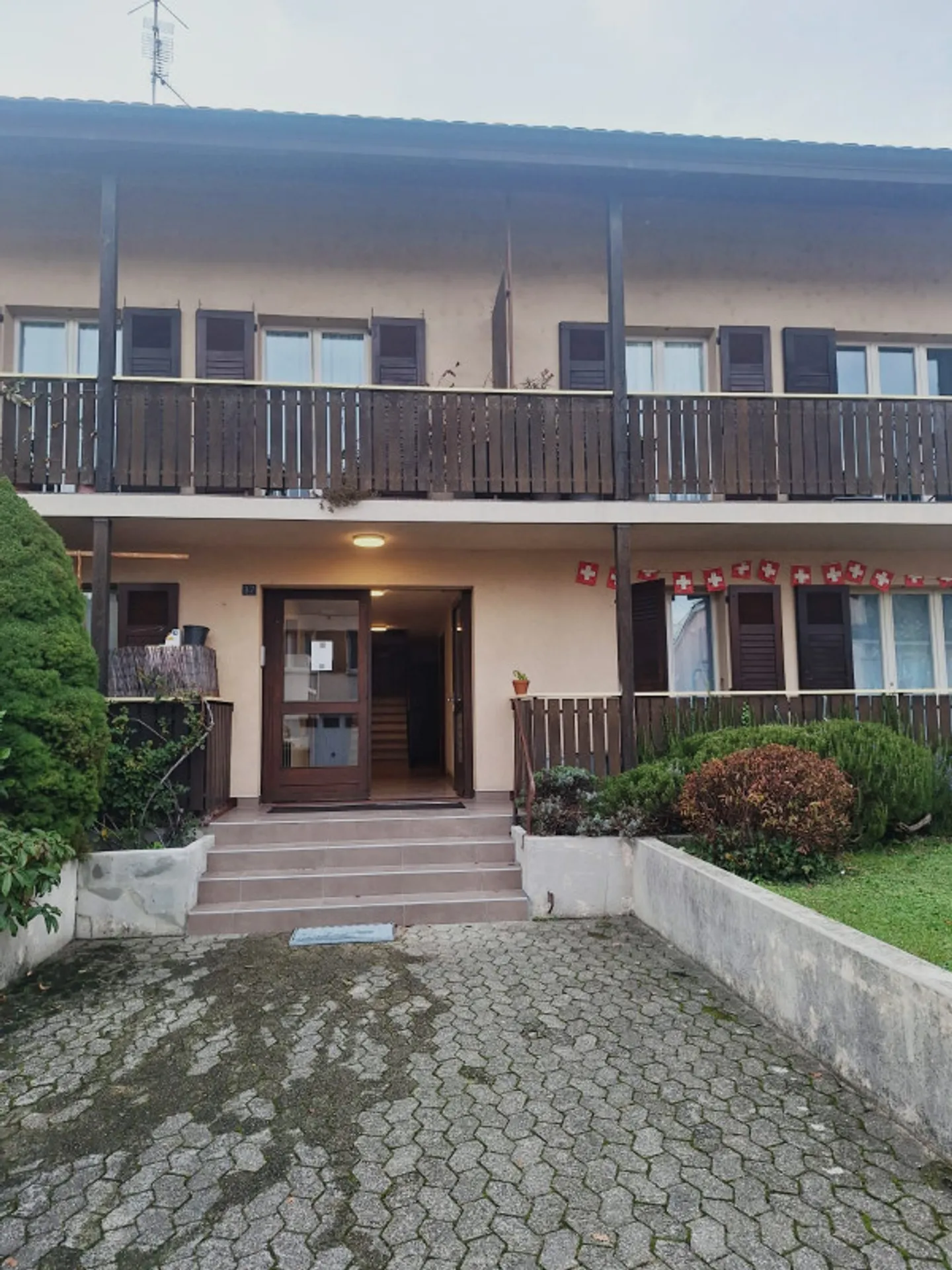 For rent - Charming apartment in the heart of Mies - Photo 1 of 1