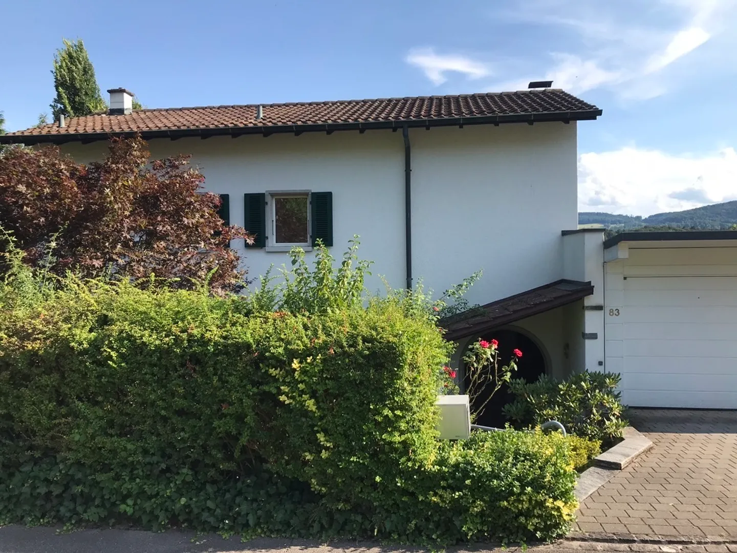 Charming single-family home with panoramic views and garden in prime location - Photo 2 of 13