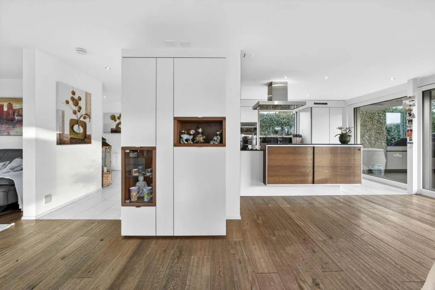 Arrive, breathe, feel at home - Living with comfort, view un... - Photo 14 of 30