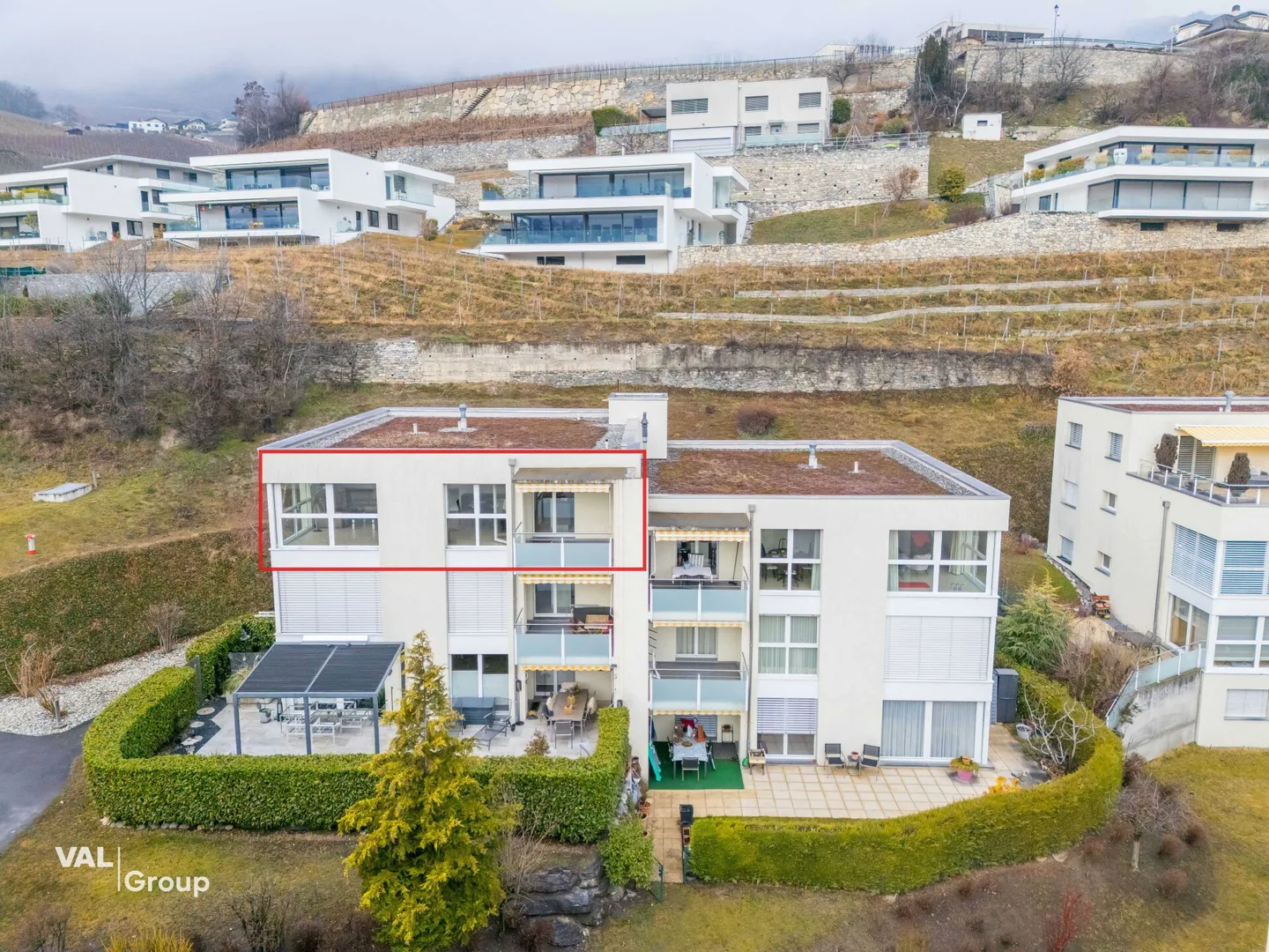 Elegant penthouse apartment with alpine view - Photo 10 of 11